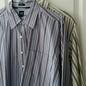 Men's XL Gap dress shirt bundle of 2 shirts